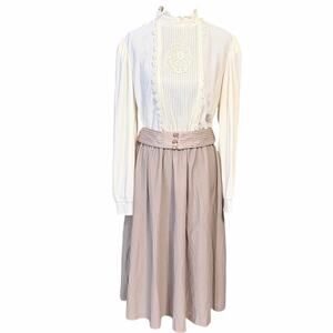 VTG Jennifer Gee cottagecore romantic poet light academia union made dress 14